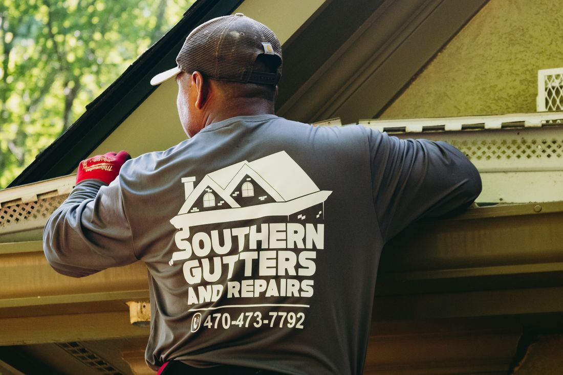 Seamless gutter installation in McDonough, GA